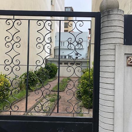 Godinho'S House Bed & Breakfast มาโตซีนโญส ภายนอก รูปภาพ