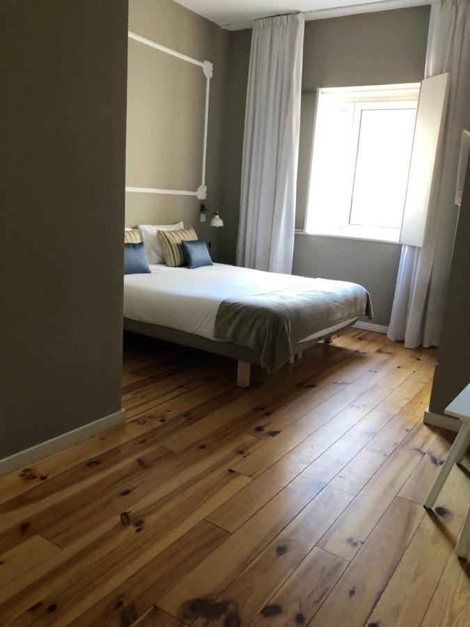 Godinho'S House Bed & Breakfast มาโตซีนโญส ภายนอก รูปภาพ