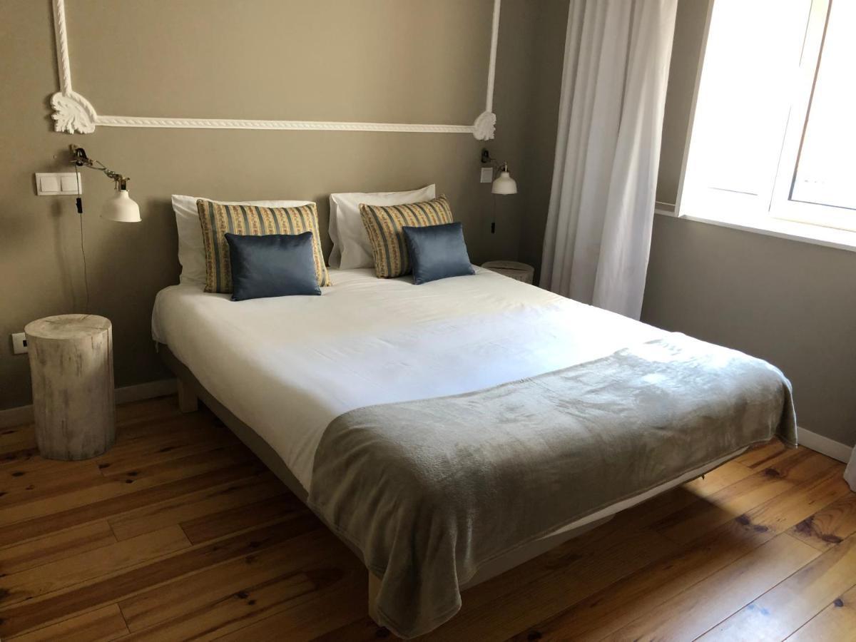 Godinho'S House Bed & Breakfast มาโตซีนโญส ภายนอก รูปภาพ